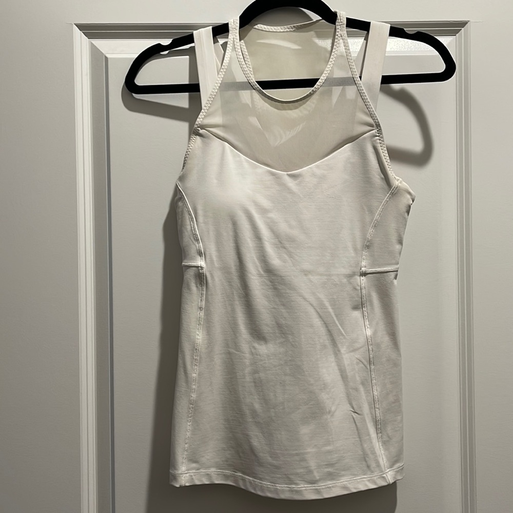 Lululemon tank